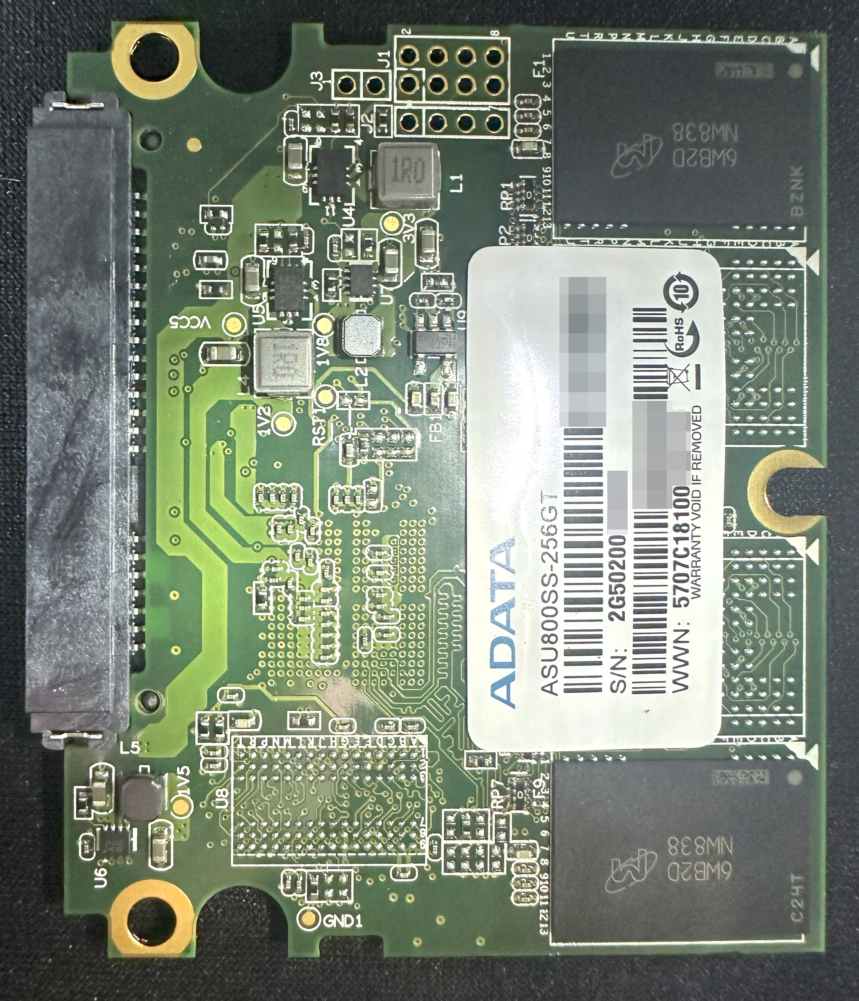 ADATA Ultimate SU800 256GB PCB Front (ASU800SS-256GT&amp;#44; 61021705&amp;#44; 2016)