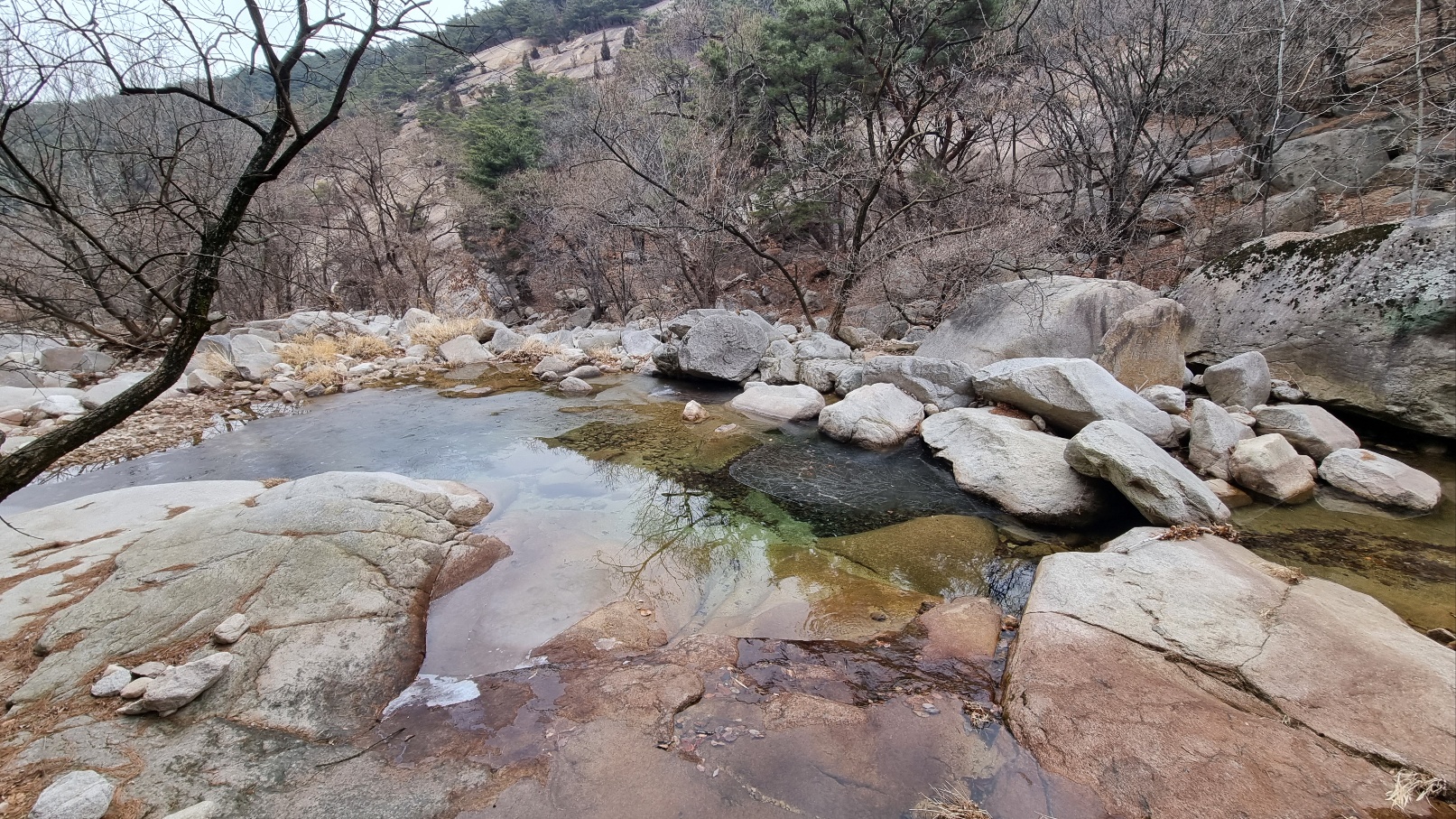 2023, 3월1일 스벅 더북한산, 12