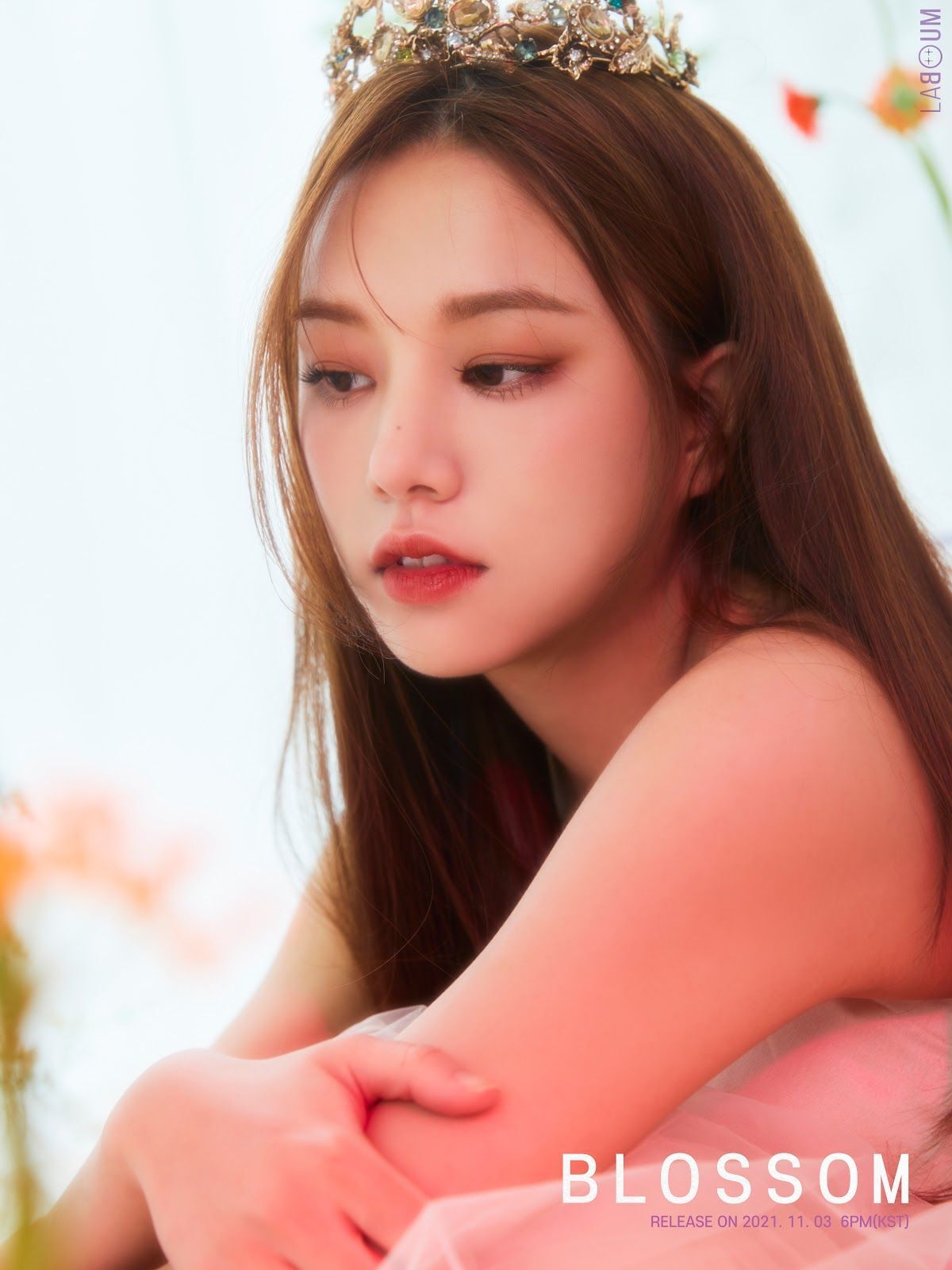  솔빈 라붐 나이 mbti 키 고화질 화보 다리 복근 인스타 과거 레전드