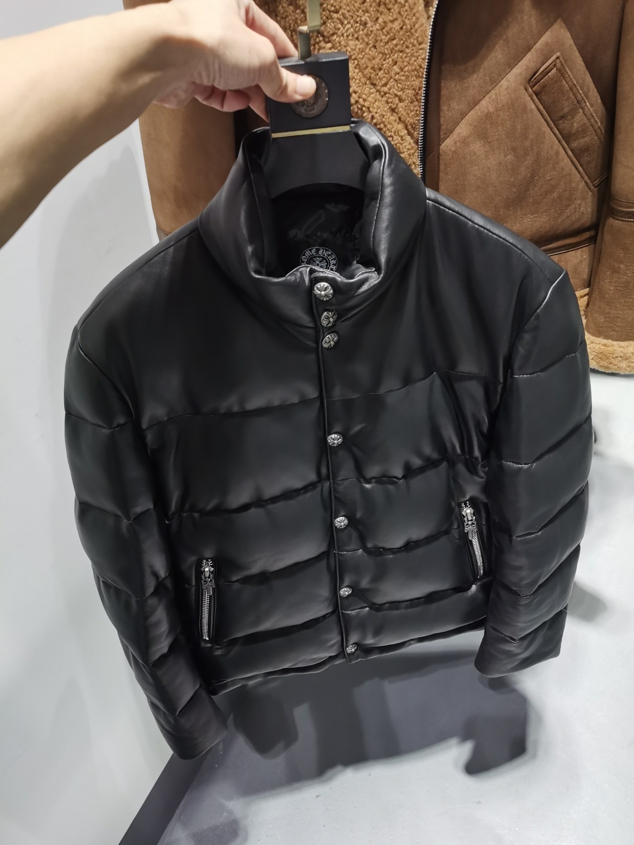  [CHROME HEARTS] 크롬하츠 로고 다운 가죽 자켓