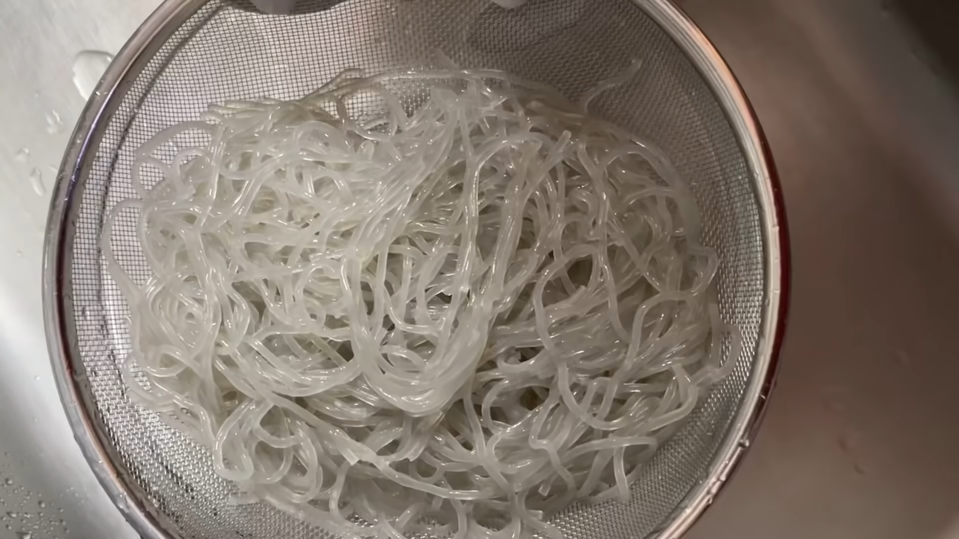 "집에 당면 있으면 꼭 해보세요" 당면과 '이것'과 만나면 자꾸자꾸 생각나는 마성의 맛이 탄생합니다