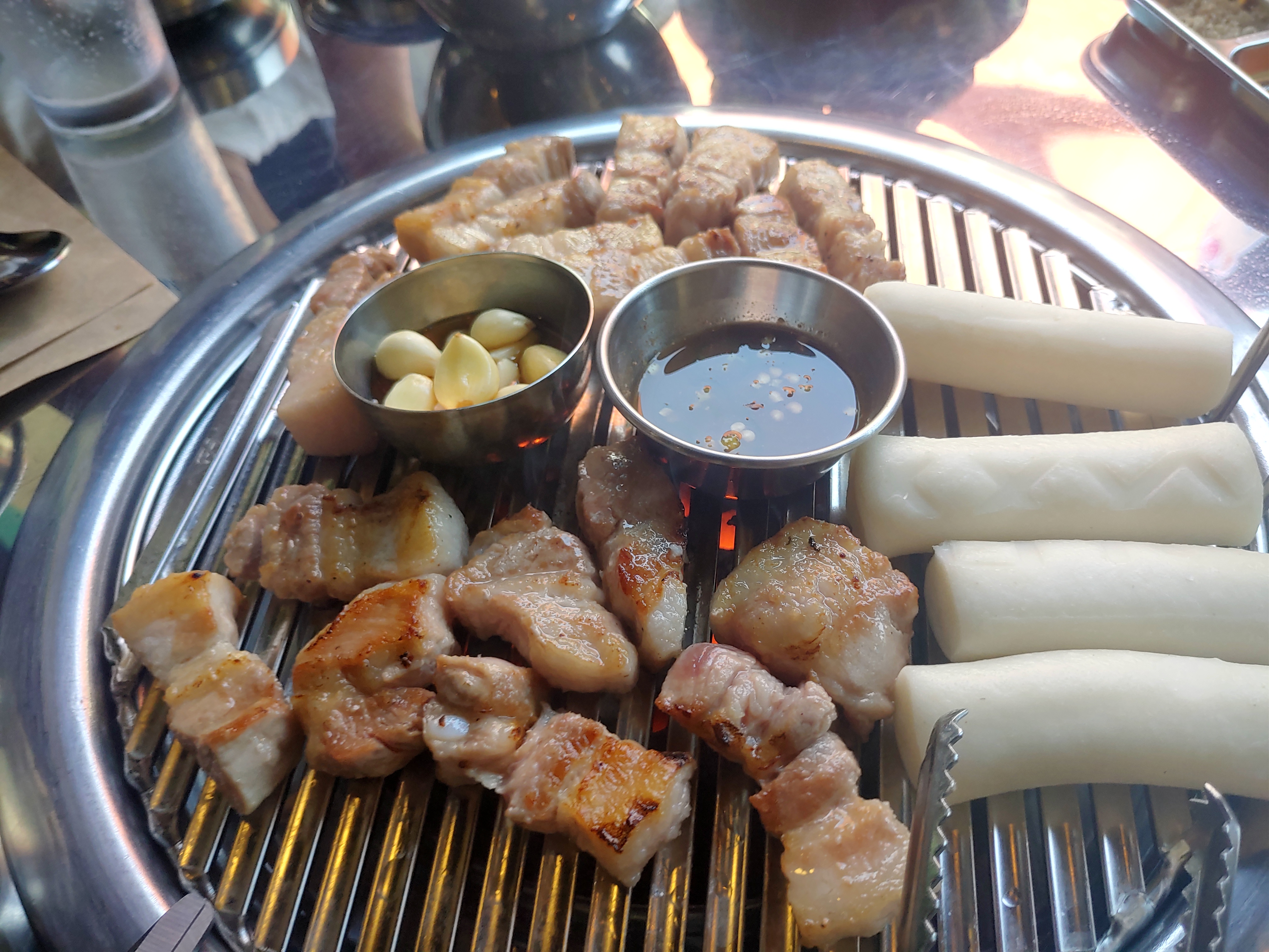  인천 신포시장맛집 신포연탄구이에서 삼겹살 리뷰