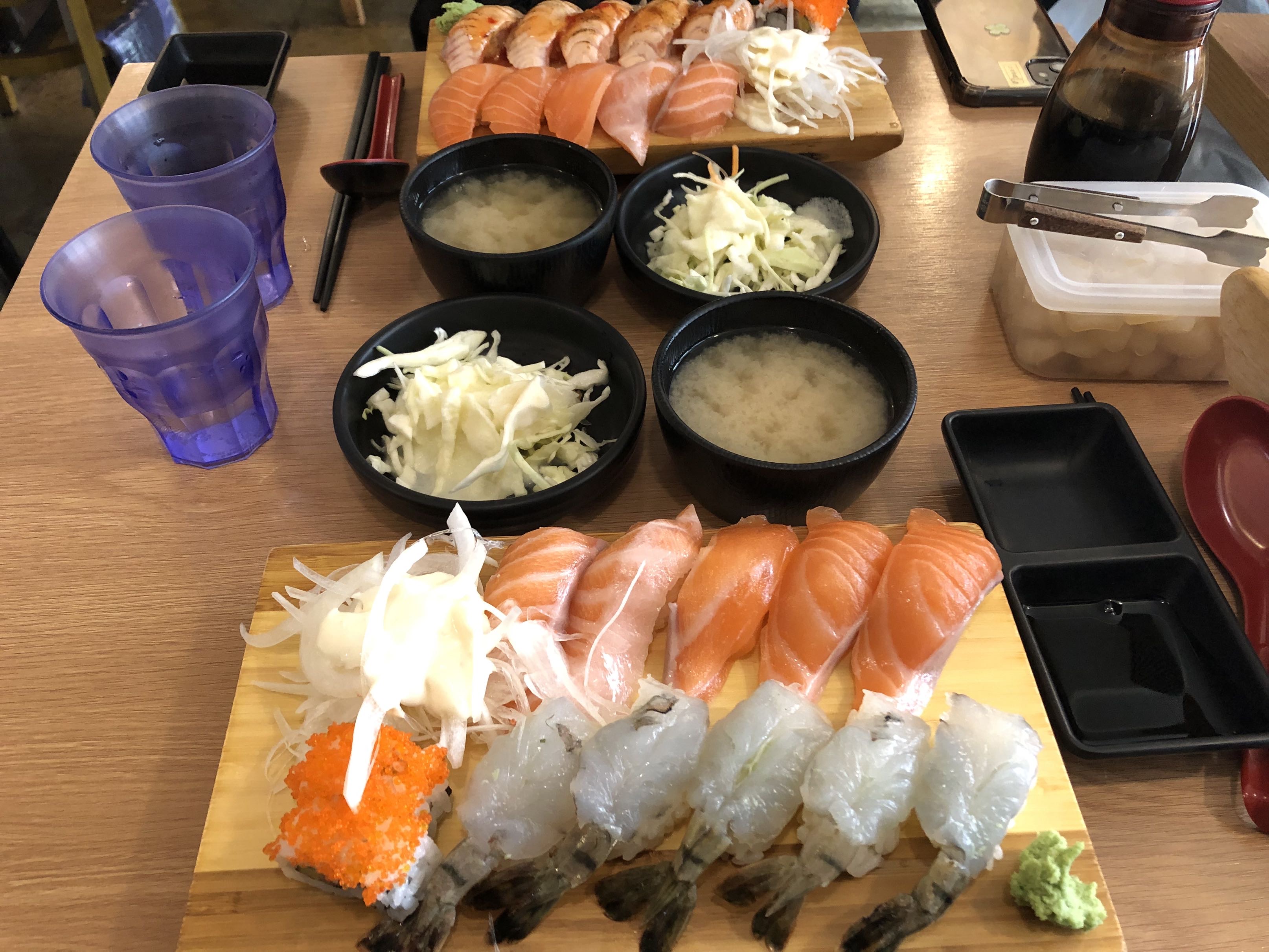 연어초밥, 연어불초밥, 생새우초밥