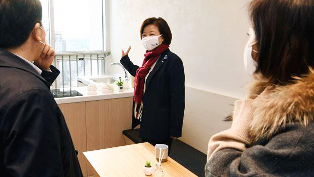  진선미 단장의 임대주택 찬양,,공동체의식 회복 기회다?