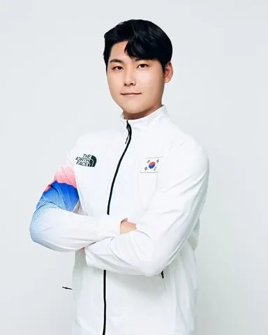 이우석