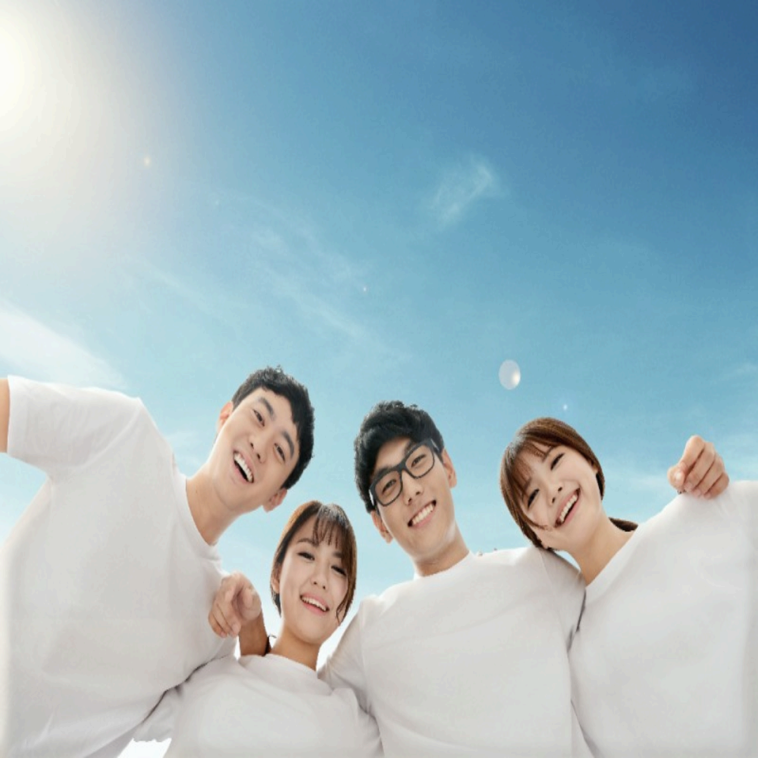 웃고 있는 가족들의 모습3