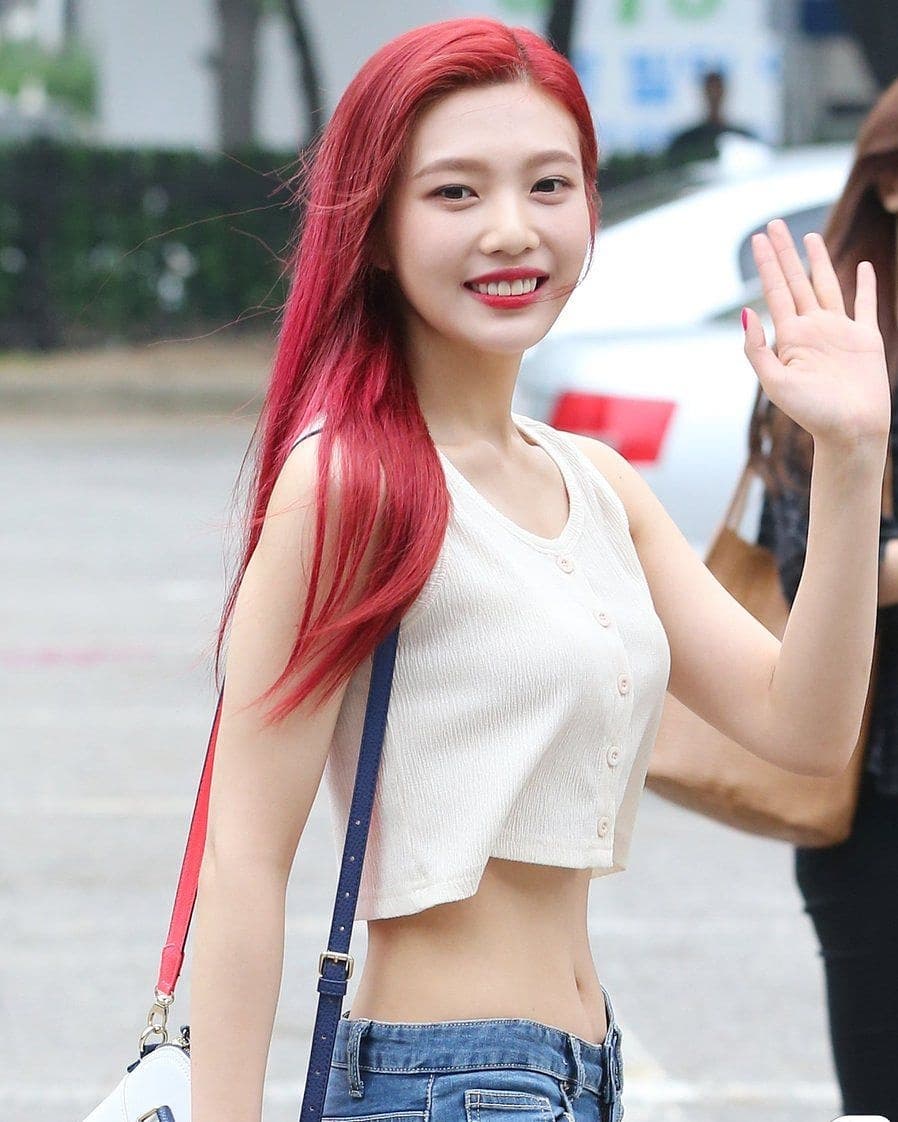  레드벨벳 조이 몇년전 빨강머리 팬직찍 사진