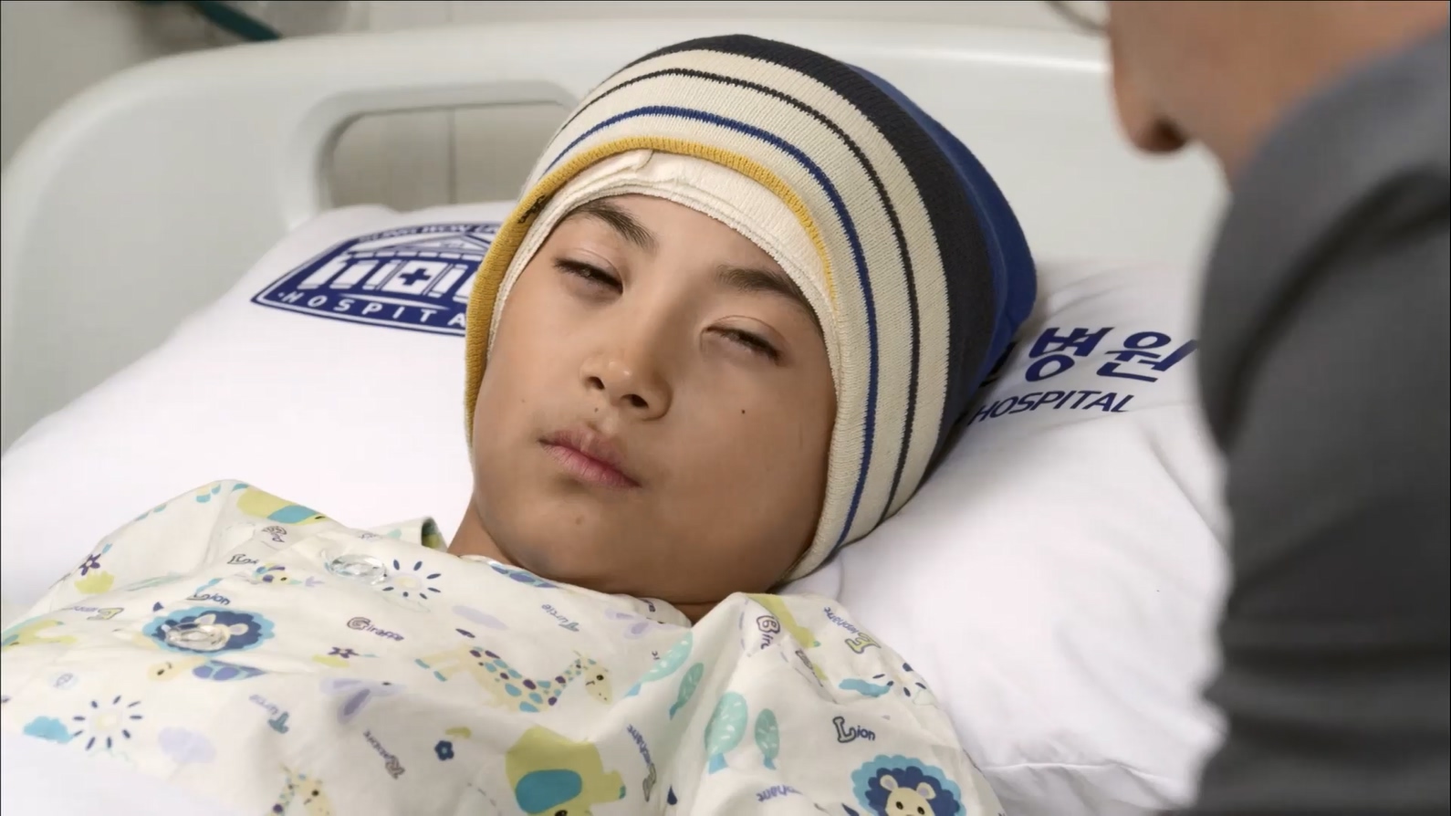 굿 닥터 Good.Doctor.S01E17p.NF.WEB-DL.AAC2.0.x264-LeON.mkv_20230702_165101.305.jpg