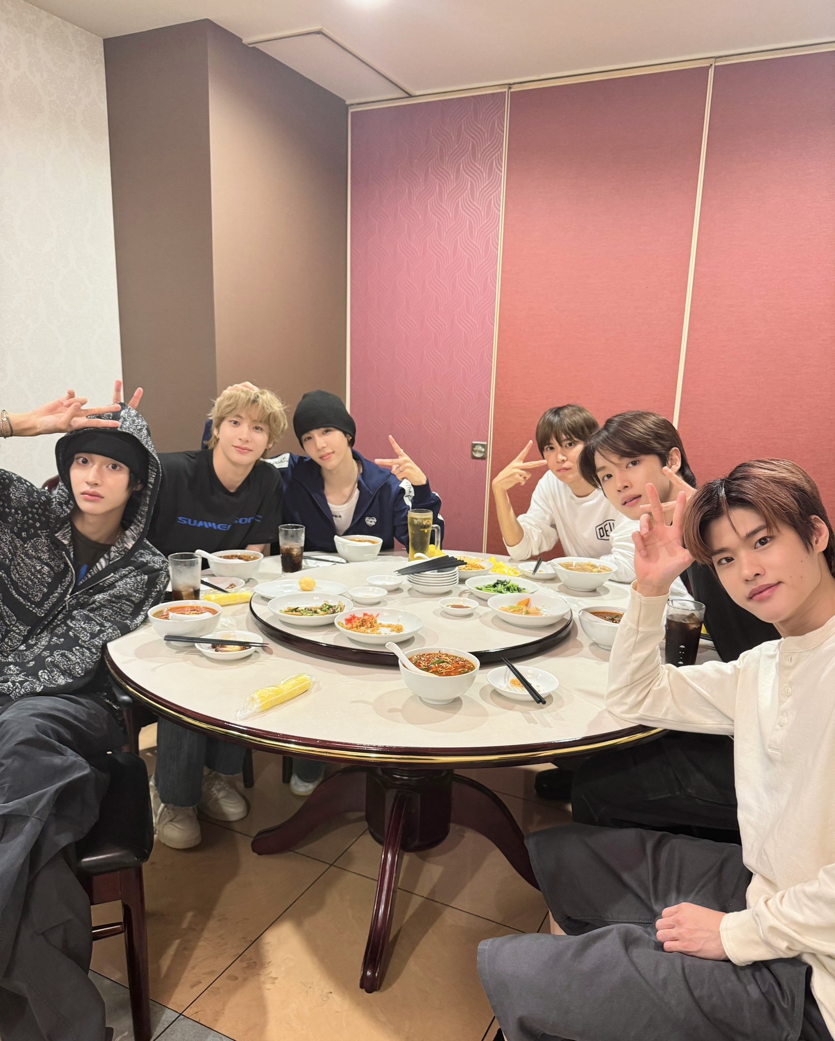 20240826나고야2일차회식트위터공계가족사진