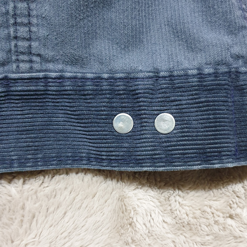 Levis-Corduroy-Trucker-button-stamp-636M