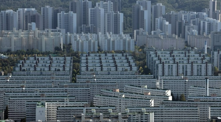 한국, 가계부채 전세보증금 포함 시... 가계부채 비율 세계 최고