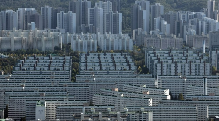 한국&#44; 가계부채 전세보증금 포함 시... 가계부채 비율 세계 최고