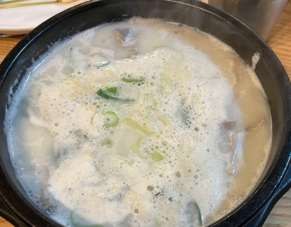 한방명가왕족발 이미지
