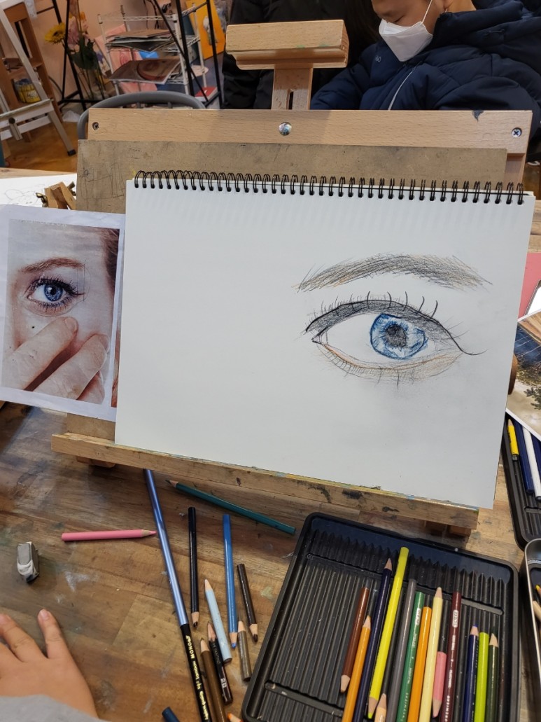 초등학생 미술 <키즈>그림 잘그리는 초등학생을 위한 고양시의 4