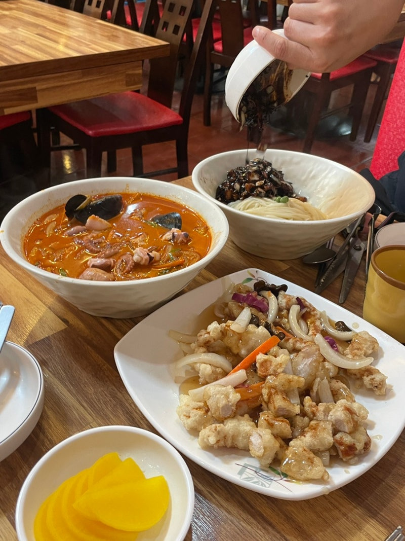 옛날전통짜장 이미지