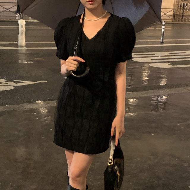 이블린 브이넥 퍼프 반팔 연말 원피스