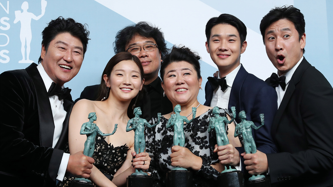  박서준, 방탄소년단 뷔, 절친 최우식 미국배우조합상(SAG) 수상에 SNS에 축하글 남겨