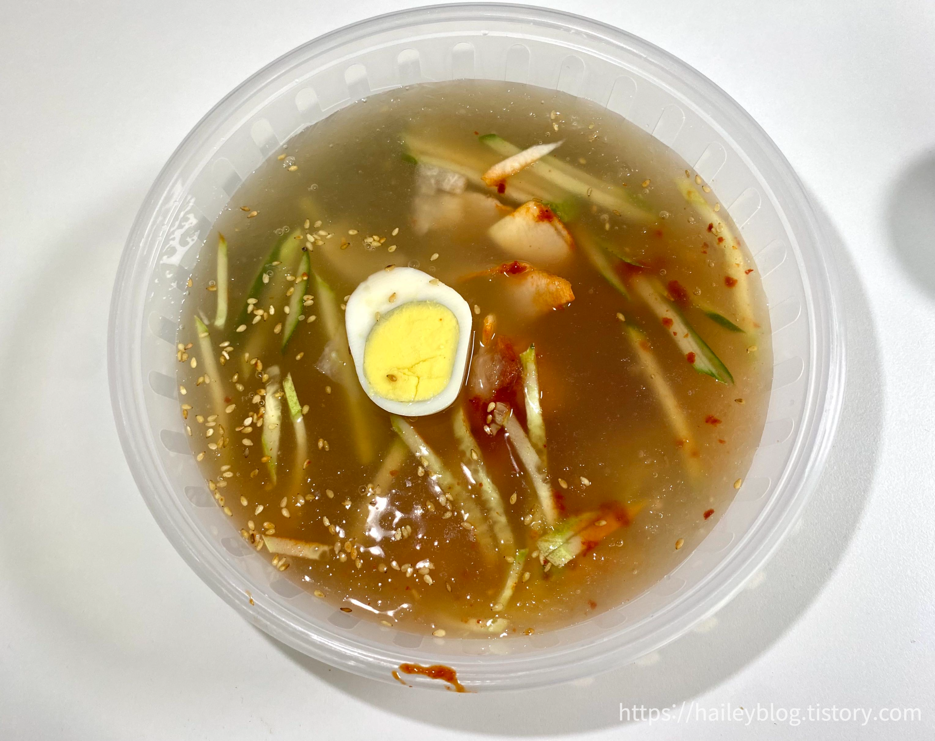 물냉면