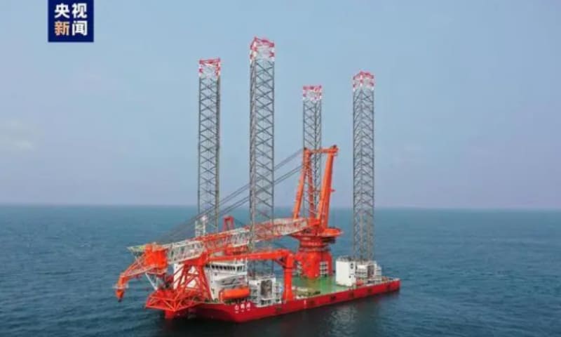 세계 최초 2000톤급 해상풍력 설치 플랫폼 VIDEO: World’s first 2000-ton-class offshore wind farm installation vessel put into operation...