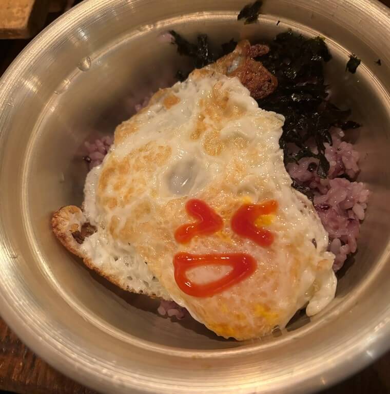 A-bowl-of-rice-egg