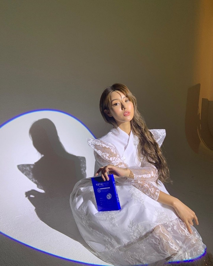  모델 정유나 인스타 셀카