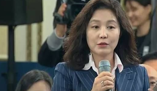 이수만이 50억 빌라를 선물로 준 그녀는 누구?(ft. 프로필, SM, 조카, 아내, 조주희, 김민종) - undefined - 이수만의 그녀 조수희 이수만이 50억 빌라를 선물로 준 그녀는 누구?(ft. 프로필, SM, 조카, 아내, 조주희, 김민종) - undefined - 이수만의 그녀 조수희