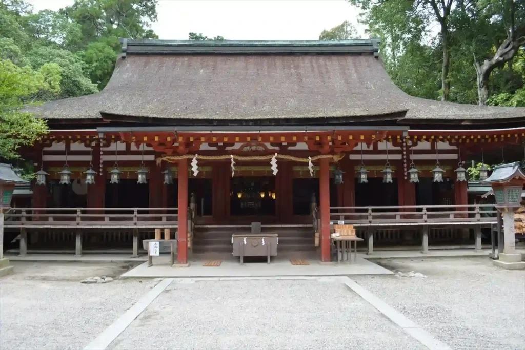 이소노카미 신궁의 볼거리