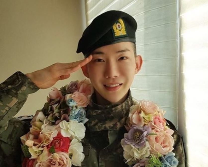  조권 전역 여자친구