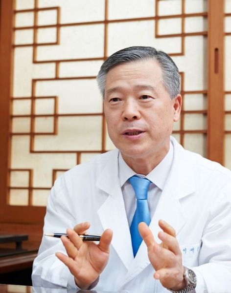 무릎관절통, ‘한방’으로 ‘한 방’에 날리는 방법은?