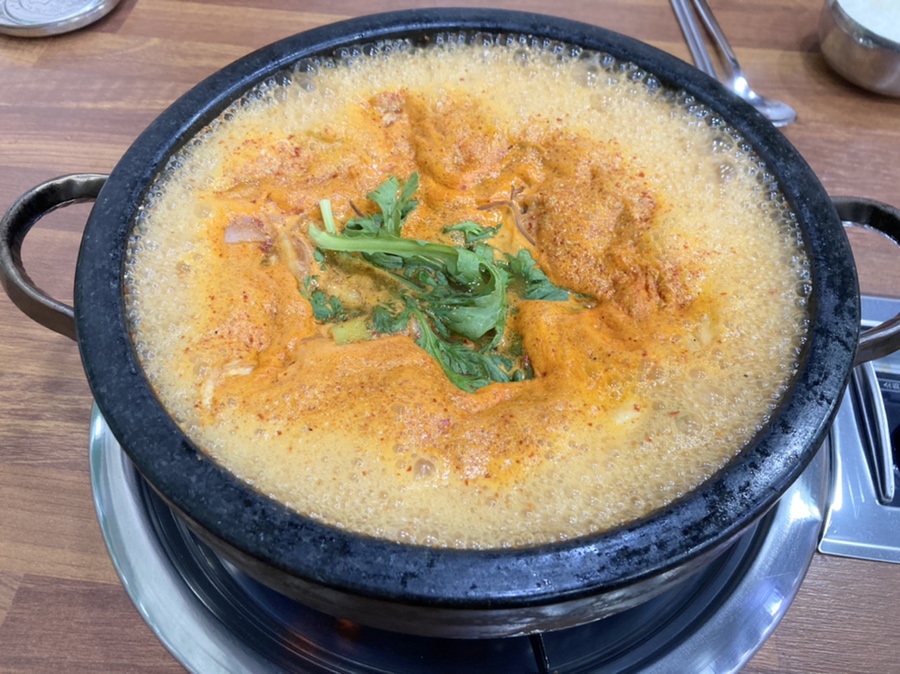 돌부대찌개 이미지