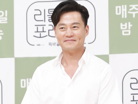  이서진, 재산만 600억대? "할아버지 집에 집사·도우미 6명" [사진]