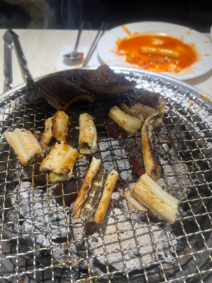 불판위에-장어