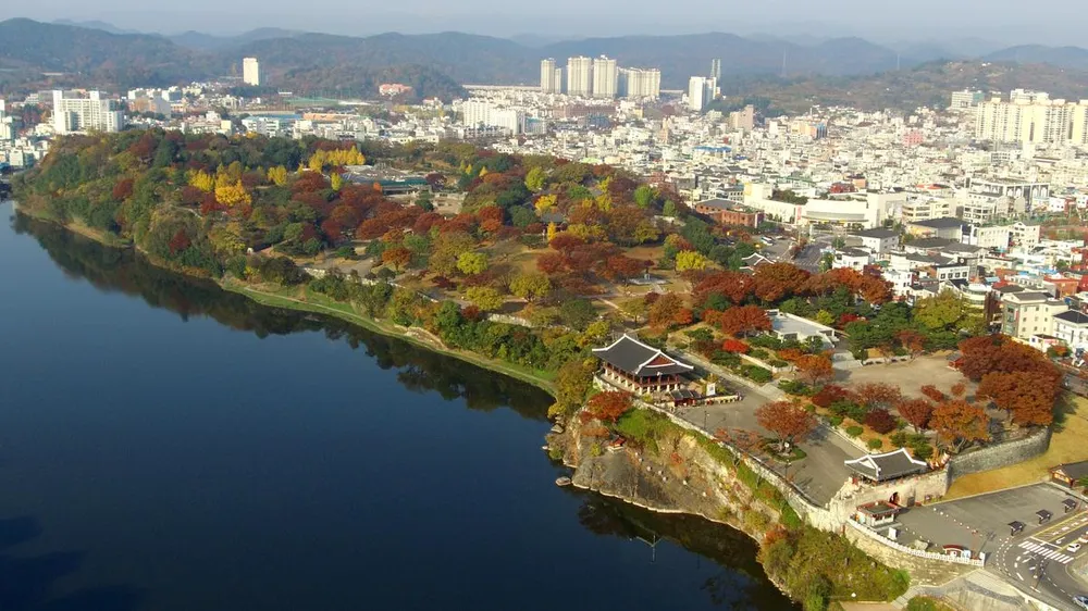 가족 연인 친구와 함께하는 7월 경상남도 추천여행지 BEST5