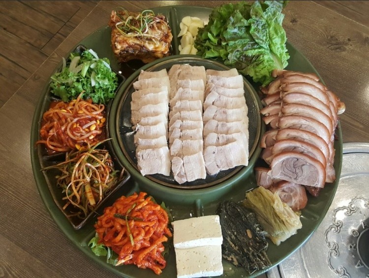 청년족발 이미지