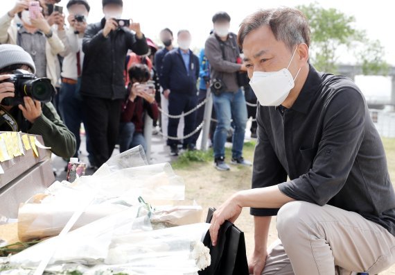  손정민 父 "친구측 반박 숨막혀 못 읽어"..또 다른 의문 제기