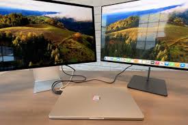 맥북과 외부 디스플레이 연결