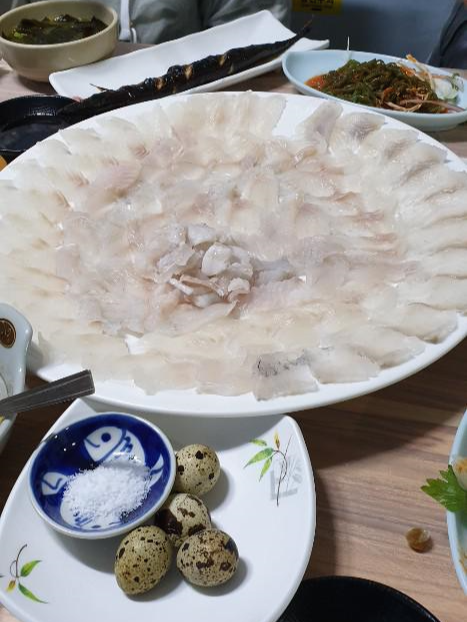  강원도여행 (9.20~24) : (8) 용평 숨겨진 맛집-명미횟집