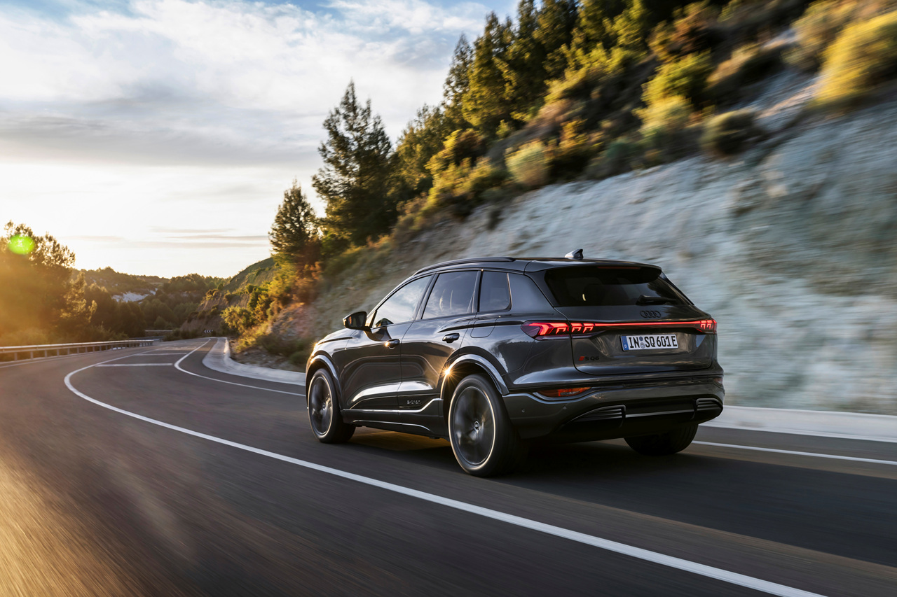 아우디 SQ6 e-tron
