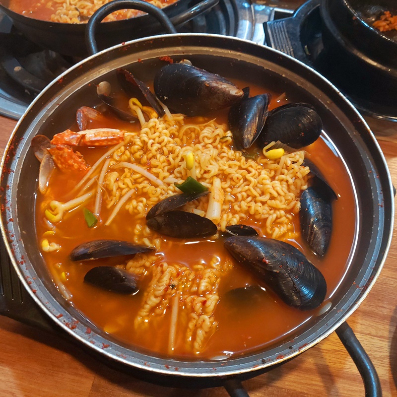 부산 광안리 맛집 행복식당 해물라면