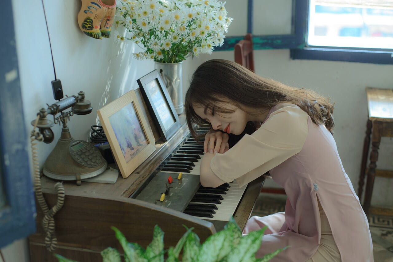 수면과 여성의 월경 주기: 호르몬의 리듬이 잠을 흔든다