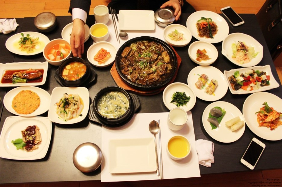 진수성찬 이미지