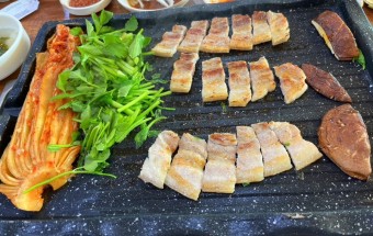 미나리 삼겹살 미나리 해물전