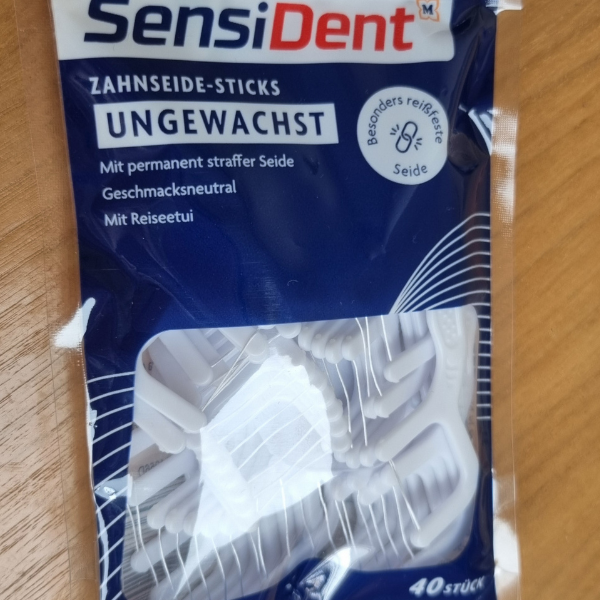 Sensi Dent Zahnseide Sticks Ungewachst 1,15 €