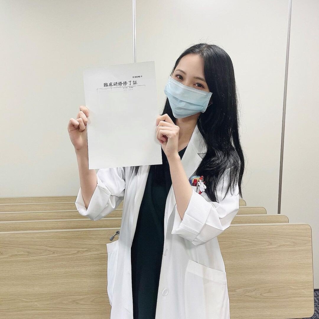  노우미 마유카, 일본 의사 & 모델
