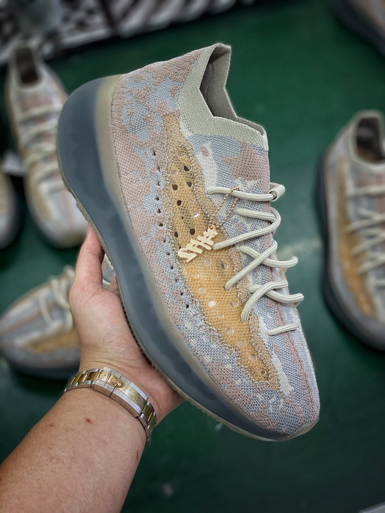  [ADIDAS x YEEZY] 아디다스 X 이지부스트 380 페퍼 PEPPER FZ1269
