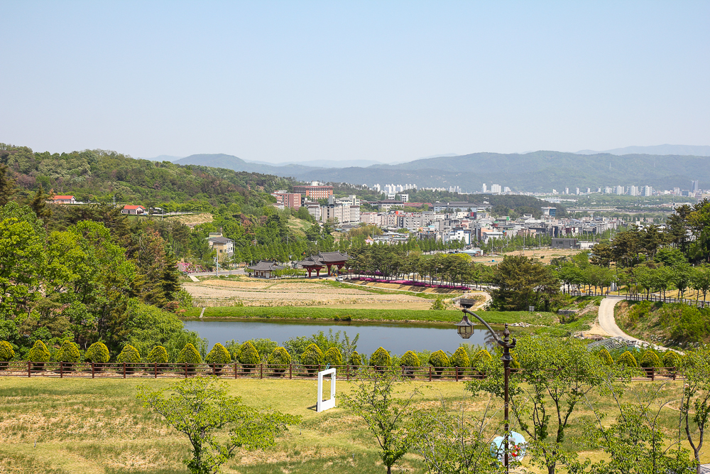경주 화랑마을 전망
