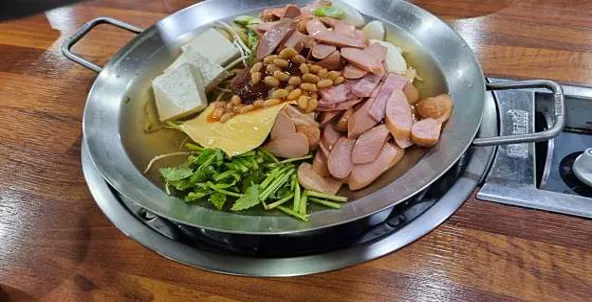 형과아우부대찌개