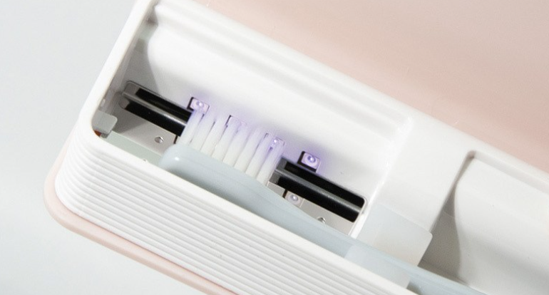 프리쉐 PA-TS700 &ndash; 슬림형 휴대용 UV LED 칫솔 살균기