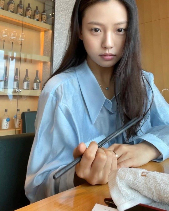  고민시, 고등학생 같은 수수한 미모! 사랑스럽고 예쁘고 다 하네 [사진]