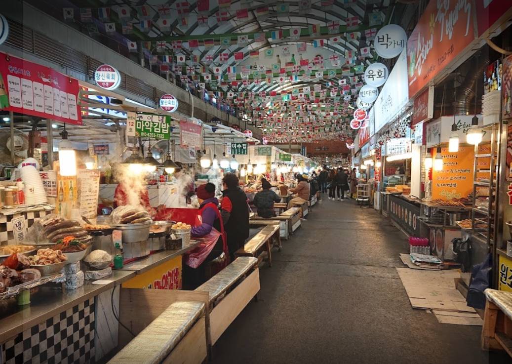  생생정보 전 부치는 큰 손 엄마 부안집복순네 빈대떡 모듬전 맛집 광장시장